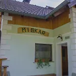 住宿加早餐酒店 Miskar 3*