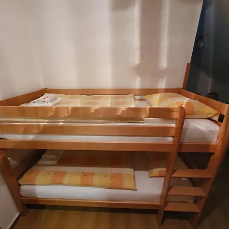 Miskar Bed & Breakfast 3*