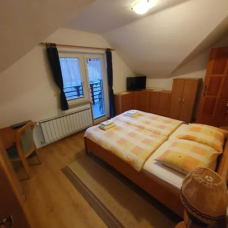 Miskar Bed & Breakfast Cerknica