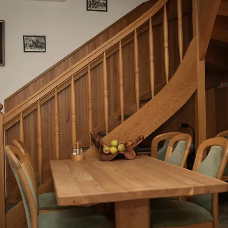 فندق مبيت وإفطار Miskar تسركنيتسا